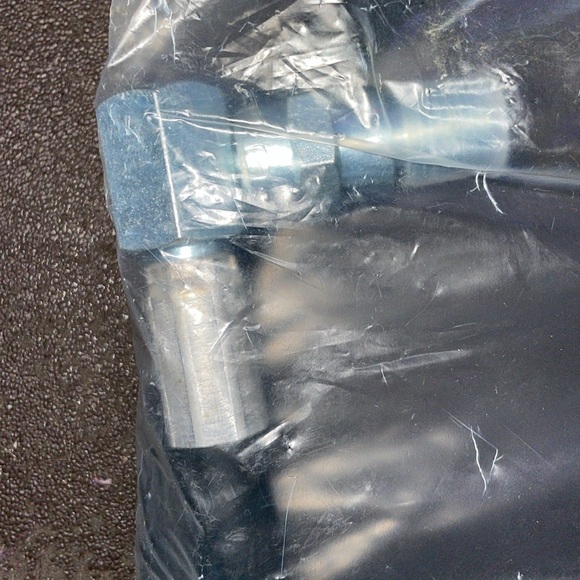 New rubber pressure hose hydraulic gas etc 90 degree end - Picture 5 of 5